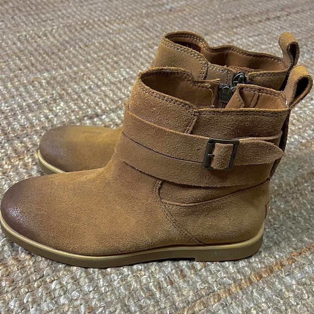 UGG Josefene Ankle Booties Size 6 - Picture 6 of 8
